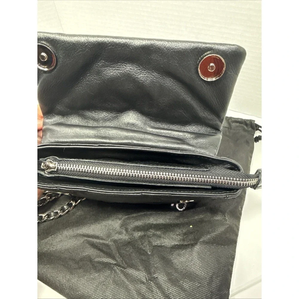 Laura Di Maggio Italian-made Leather Quilted Shoulder Bag – Black-preowned.